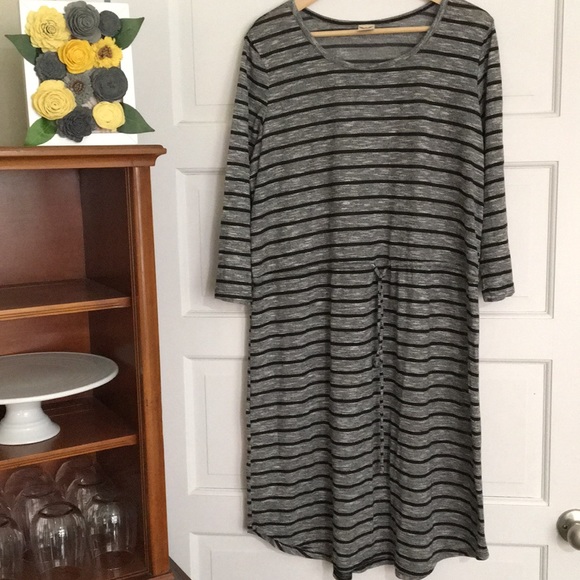 Faded Glory Dresses & Skirts - 3/4 sleeve cinch waist lightweight dress